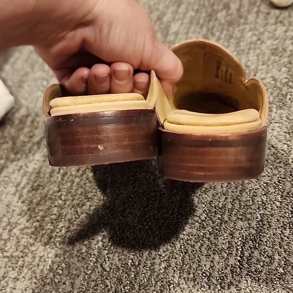 Aerisoles east wing tan leather upper slip ons size 8M balance man made - Picture 5 of 12